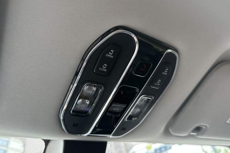 Used GAC Trumpchi M8 2024 Master Series 400T Ultimate Edition Interior 8