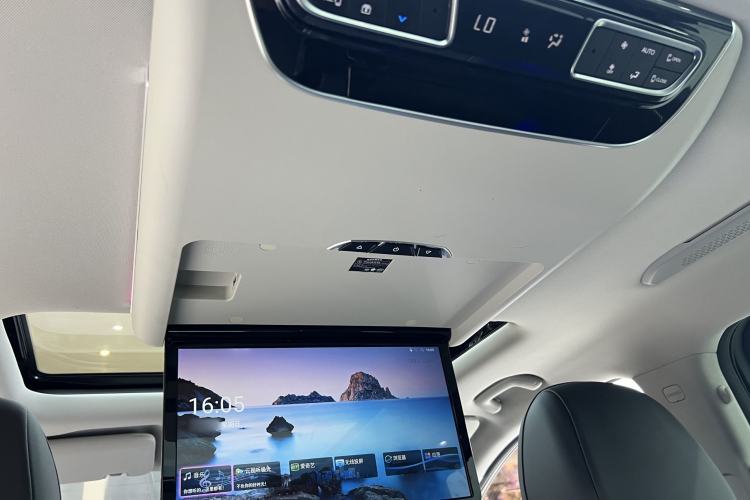 Used GAC Trumpchi M8 2024 Master Series Super Hybrid Edition Interior 8