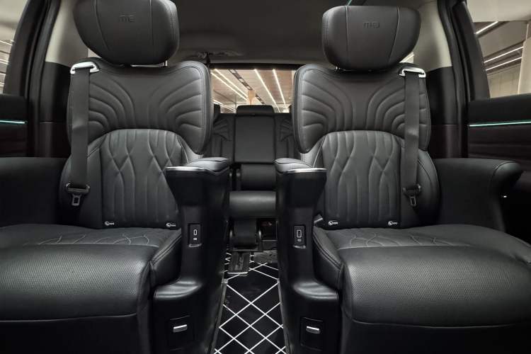 Used GAC Trumpchi M8 2024 Master Series 400T Ultimate Edition Interior 9