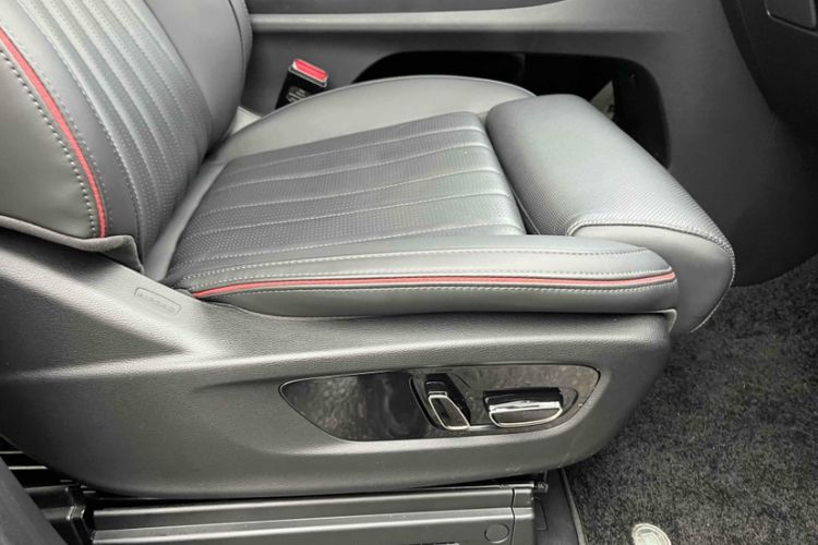 Used GAC Trumpchi M8 2024 Zongshi Series 400T Ultimate Edition Interior 9