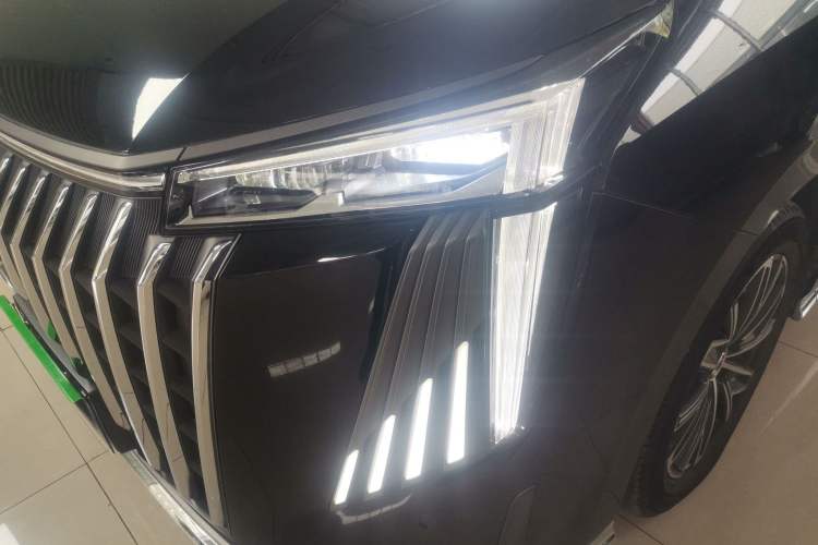 Used GAC Trumpchi M8 2024 Master Series 400T Ultimate Edition Left Front Headlight