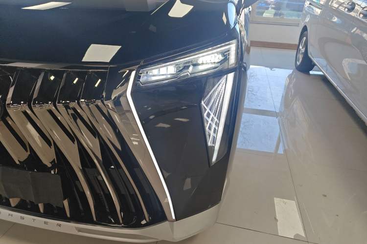 Used GAC Trumpchi M8 2024 Zongshi Series 400T Ultimate Edition Left Front Headlight