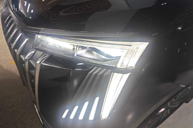 Used GAC Trumpchi M8 2024 Master Series 400T Prestige Edition Left Front Headlight