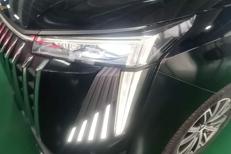 Used GAC Trumpchi M8 2024 Master Series 400T Ultimate Edition Left Front Headlight