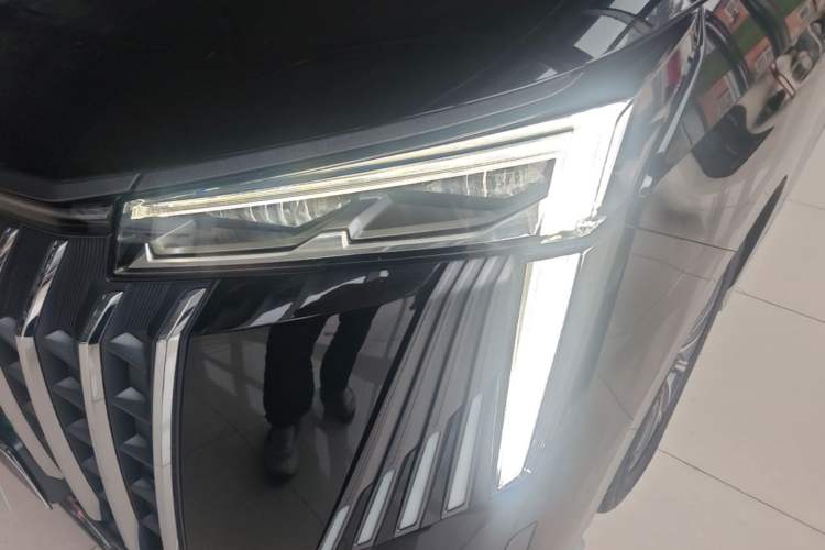 Used GAC Trumpchi M8 2024 Master Series Super Hybrid Edition Left Front Headlight
