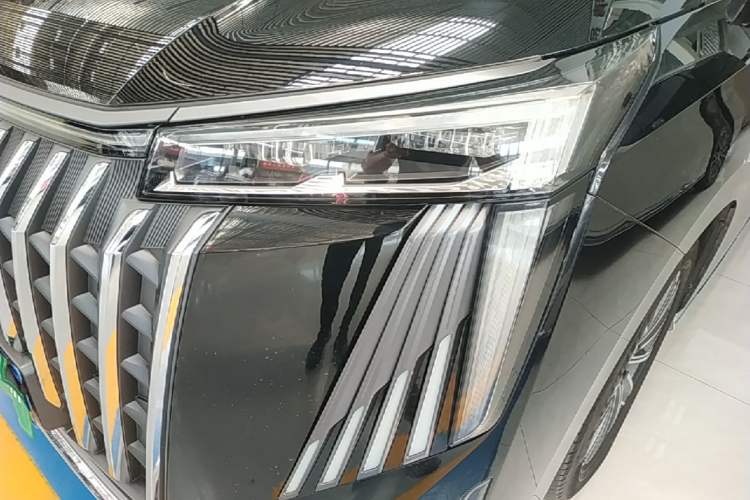 Used GAC Trumpchi M8 2024 Master Series Super Hybrid Edition Left Front Headlight