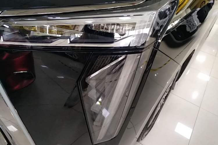 Used GAC Trumpchi M8 2024 Zongshi Series 400T Ultimate Edition Left Front Headlight