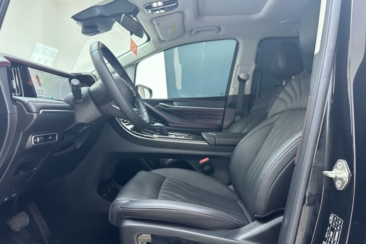 Used GAC Trumpchi M8 2024 Master Series 400T Prestige Edition Left Front Seat
