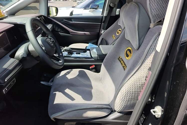 Used GAC Trumpchi M8 2024 Master Series 400T Prestige Edition Left Front Seat