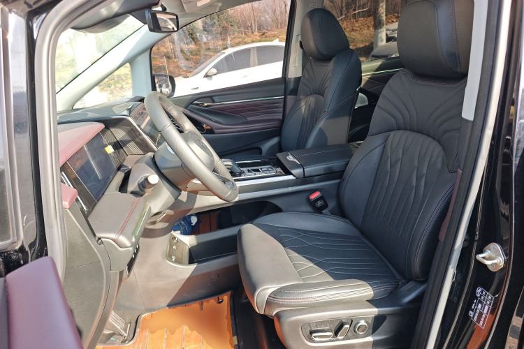 Used GAC Trumpchi M8 2024 Master Series Super Hybrid Edition Left Front Seat