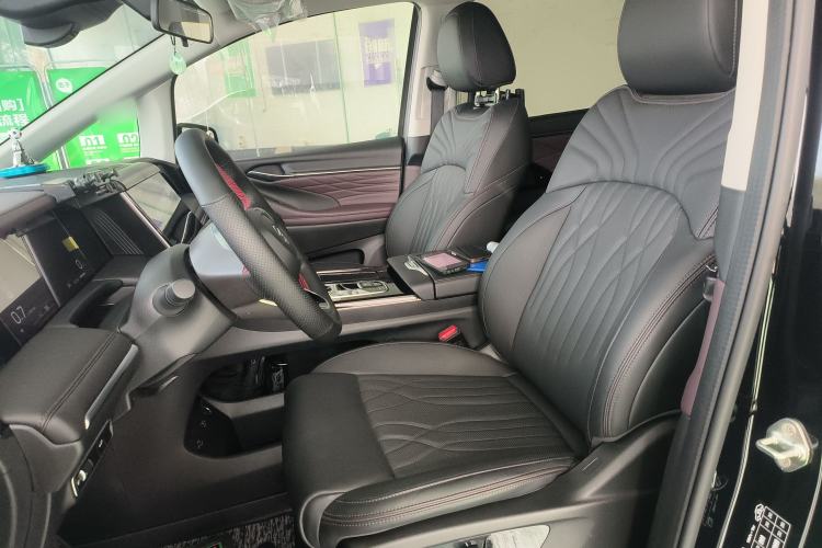 Used GAC Trumpchi M8 2024 Master Series 400T Prestige Edition Left Front Seat