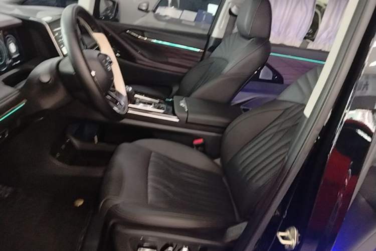 Used GAC Trumpchi M8 2024 Master Series 400T Ultimate Edition Left Front Seat