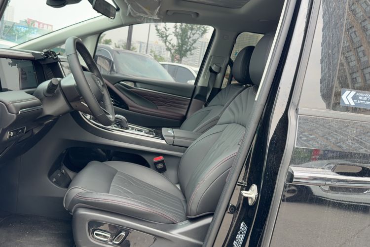 Used GAC Trumpchi M8 2024 Master Series 400T Prestige Edition Left Front Seat