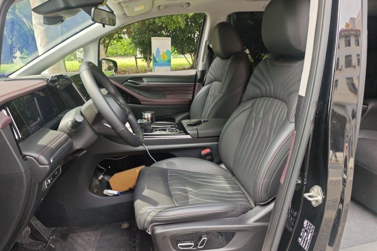 Used GAC Trumpchi M8 2024 Master Series 400T Prestige Edition Left Front Seat