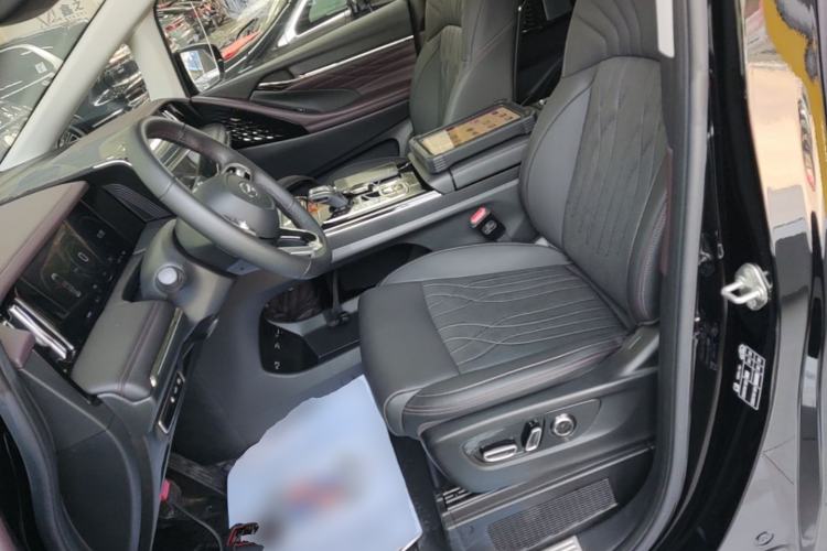 Used GAC Trumpchi M8 2024 Master Series Super Hybrid Edition Left Front Seat