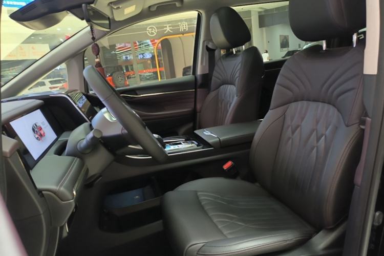 Used GAC Trumpchi M8 2024 Master Series 400T Ultimate Edition Left Front Seat