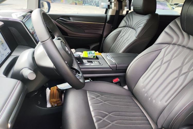 Used GAC Trumpchi M8 2024 Master Series 400T Prestige Edition Left Front Seat