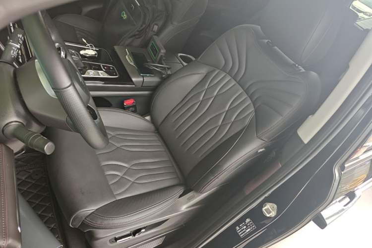 Used GAC Trumpchi M8 2024 Master Series 400T Prestige Edition Left Front Seat