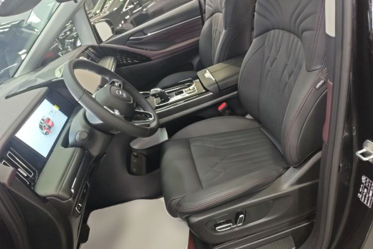 Used GAC Trumpchi M8 2024 Master Series 400T Prestige Edition Left Front Seat