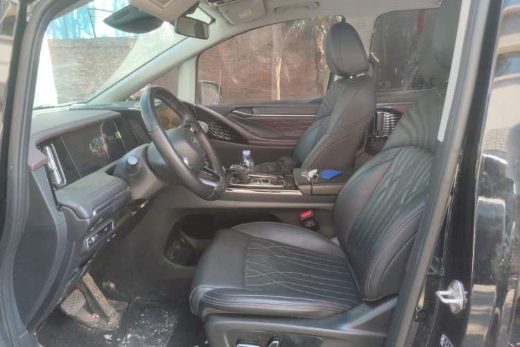 Used GAC Trumpchi M8 2024 Master Series 400T Prestige Edition Left Front Seat