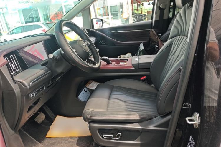 Used GAC Trumpchi M8 2024 Master Series 400T Prestige Edition Left Front Seat