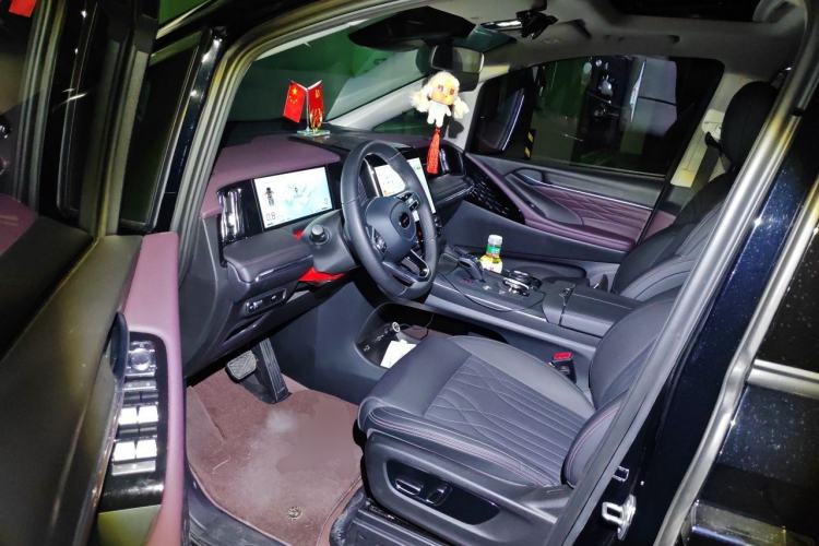 Used GAC Trumpchi M8 2024 Master Series 400T Prestige Edition Left Front Seat