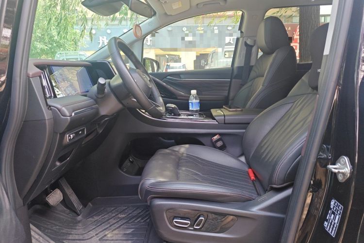 Used GAC Trumpchi M8 2024 Master Series 400T Prestige Edition Left Front Seat