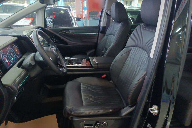 Used GAC Trumpchi M8 2024 Master Series 400T Ultimate Edition Left Front Seat