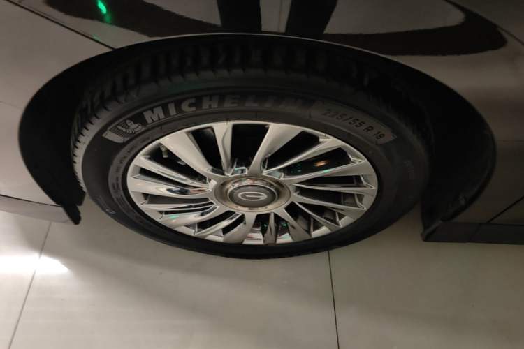 Used GAC Trumpchi M8 2024 Zongshi Series 400T Pioneer Edition Left Front Wheel Hub