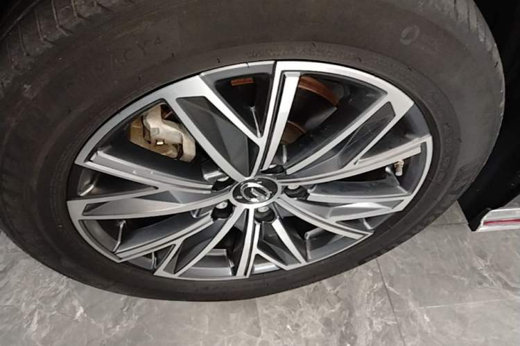 Used GAC Trumpchi M8 2024 Master Series 400T Ultimate Edition Left Front Wheel Hub