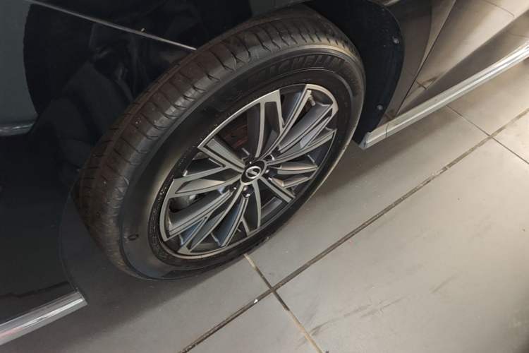 Used GAC Trumpchi M8 2024 Master Series 400T Ultimate Edition Left Front Wheel Hub