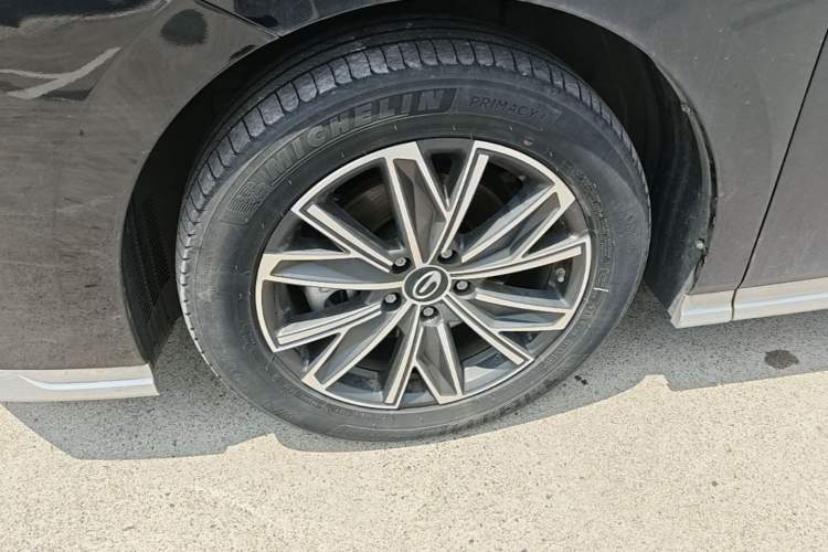 Used GAC Trumpchi M8 2024 Master Series 400T Ultimate Edition Left Front Wheel Hub