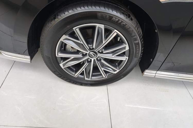 Used GAC Trumpchi M8 2024 Master Series Super Hybrid Edition Left Front Wheel Hub