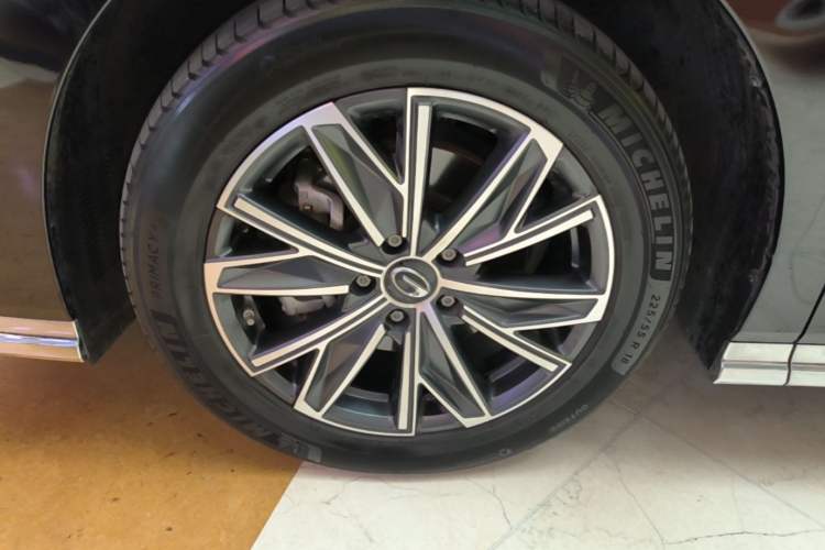 Used GAC Trumpchi M8 2024 Master Series 400T Ultimate Edition Left Front Wheel Hub