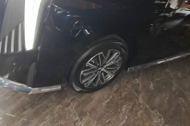 Used GAC Trumpchi M8 2024 Master Series 400T Ultimate Edition Left Front Wheel Hub