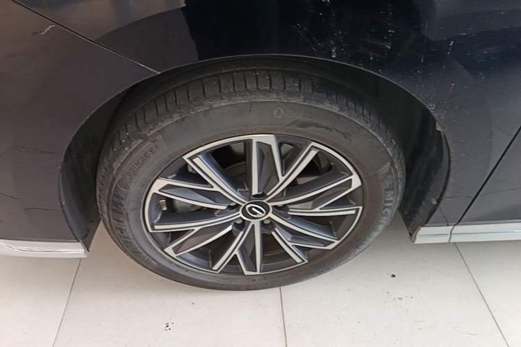 Used GAC Trumpchi M8 2024 Master Series Super Hybrid Edition Left Front Wheel Hub