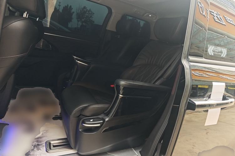 Used GAC Trumpchi M8 2024 Master Series 400T Prestige Edition Left Rear Seat