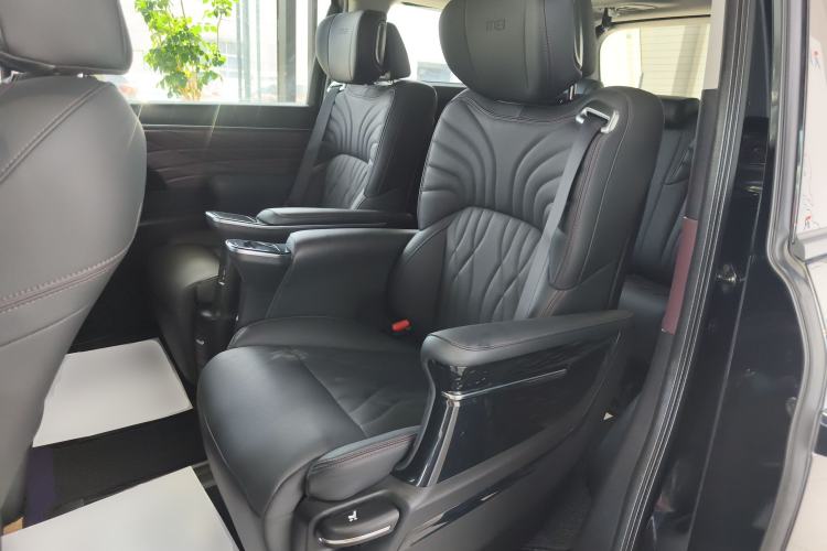 Used GAC Trumpchi M8 2024 Master Series 400T Prestige Edition Left Rear Seat