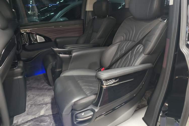 Used GAC Trumpchi M8 2024 Master Series 400T Ultimate Edition Left Rear Seat