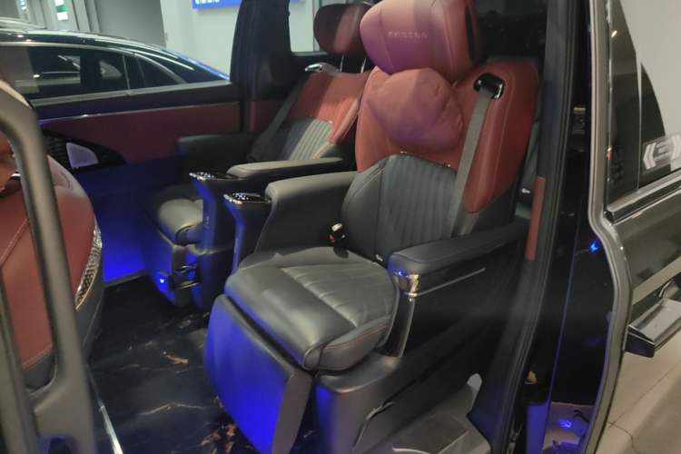 Used GAC Trumpchi M8 2024 Zongshi Series 400T Pioneer Edition Left Rear Seat