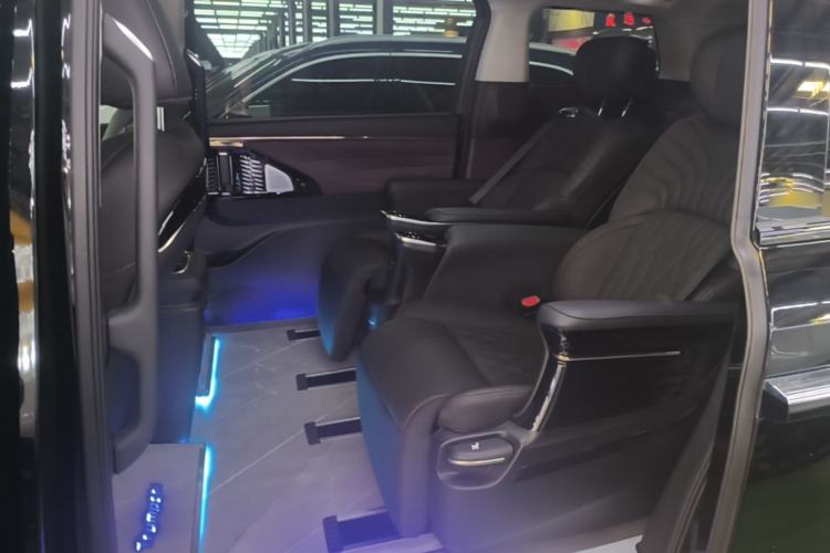 Used GAC Trumpchi M8 2024 Master Series Super Hybrid Edition Left Rear Seat