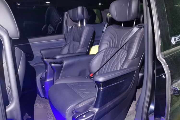 Used GAC Trumpchi M8 2024 Lingxiu Series 390T Deluxe Edition Left Rear Seat