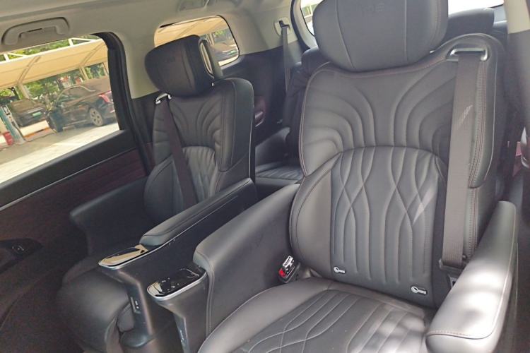 Used GAC Trumpchi M8 2024 Master Series 400T Prestige Edition Left Rear Seat