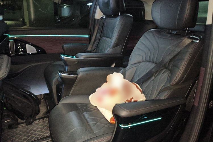 Used GAC Trumpchi M8 2024 Master Series 400T Ultimate Edition Left Rear Seat