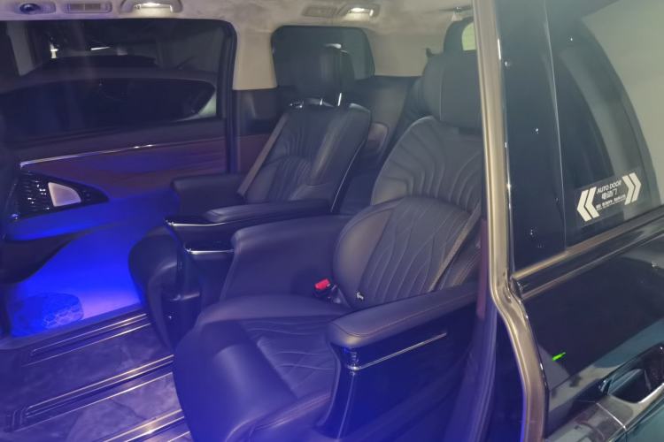 Used GAC Trumpchi M8 2024 Master Series 400T Ultimate Edition Left Rear Seat