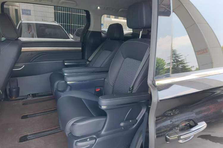 Used GAC Trumpchi M8 2024 Lingxiu Series 390T Luxury Edition Left Rear Seat