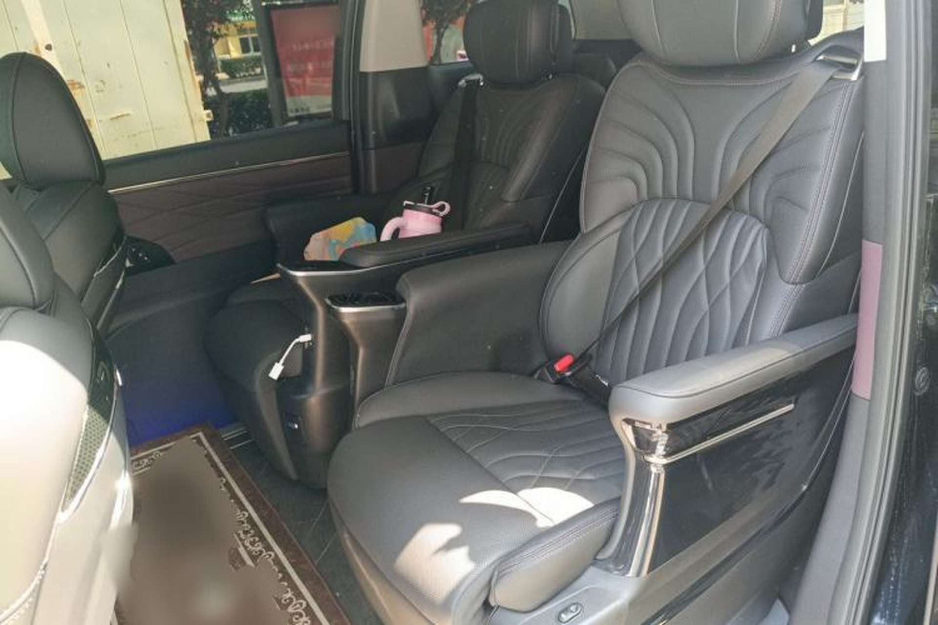 Used GAC Trumpchi M8 2024 Master Series 400T Ultimate Edition Left Rear Seat
