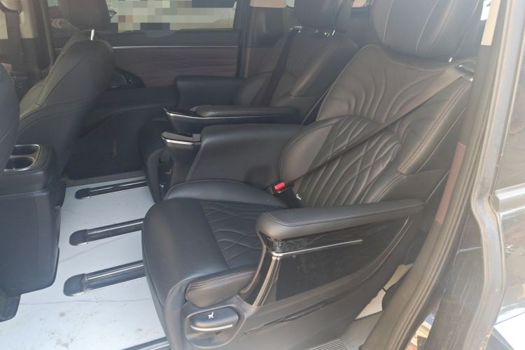 Used GAC Trumpchi M8 2024 Master Series 400T Prestige Edition Left Rear Seat