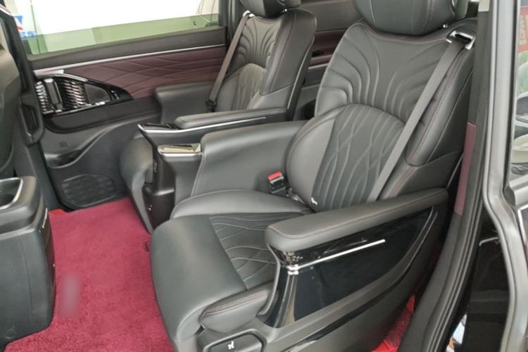 Used GAC Trumpchi M8 2024 Master Series 400T Prestige Edition Left Rear Seat
