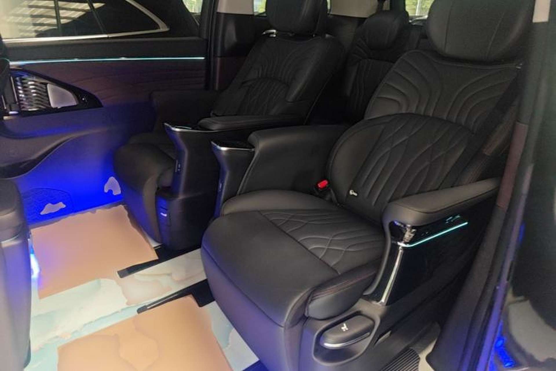 Used GAC Trumpchi M8 2024 Master Series 400T Ultimate Edition Left Rear Seat